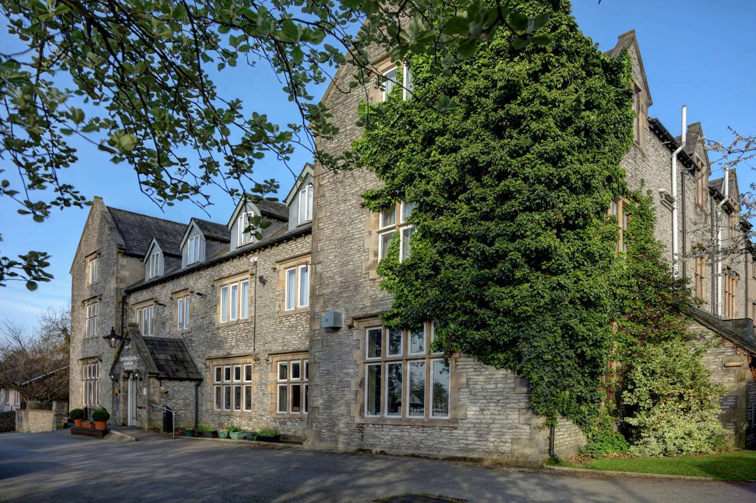 Stonecross Manor Hotel ケンダル エクステリア 写真