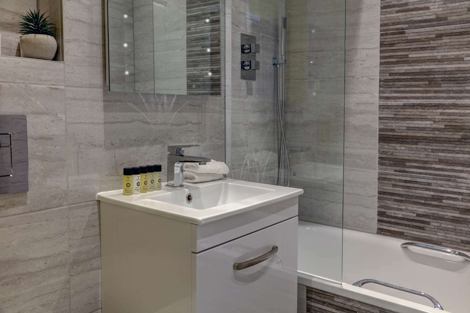 Stonecross Manor Hotel ケンダル 部屋 写真